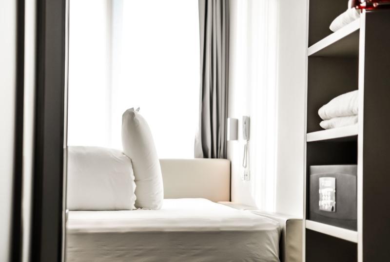Bb Hotels Smarthotel Milano Linate Eksteriør bilde
